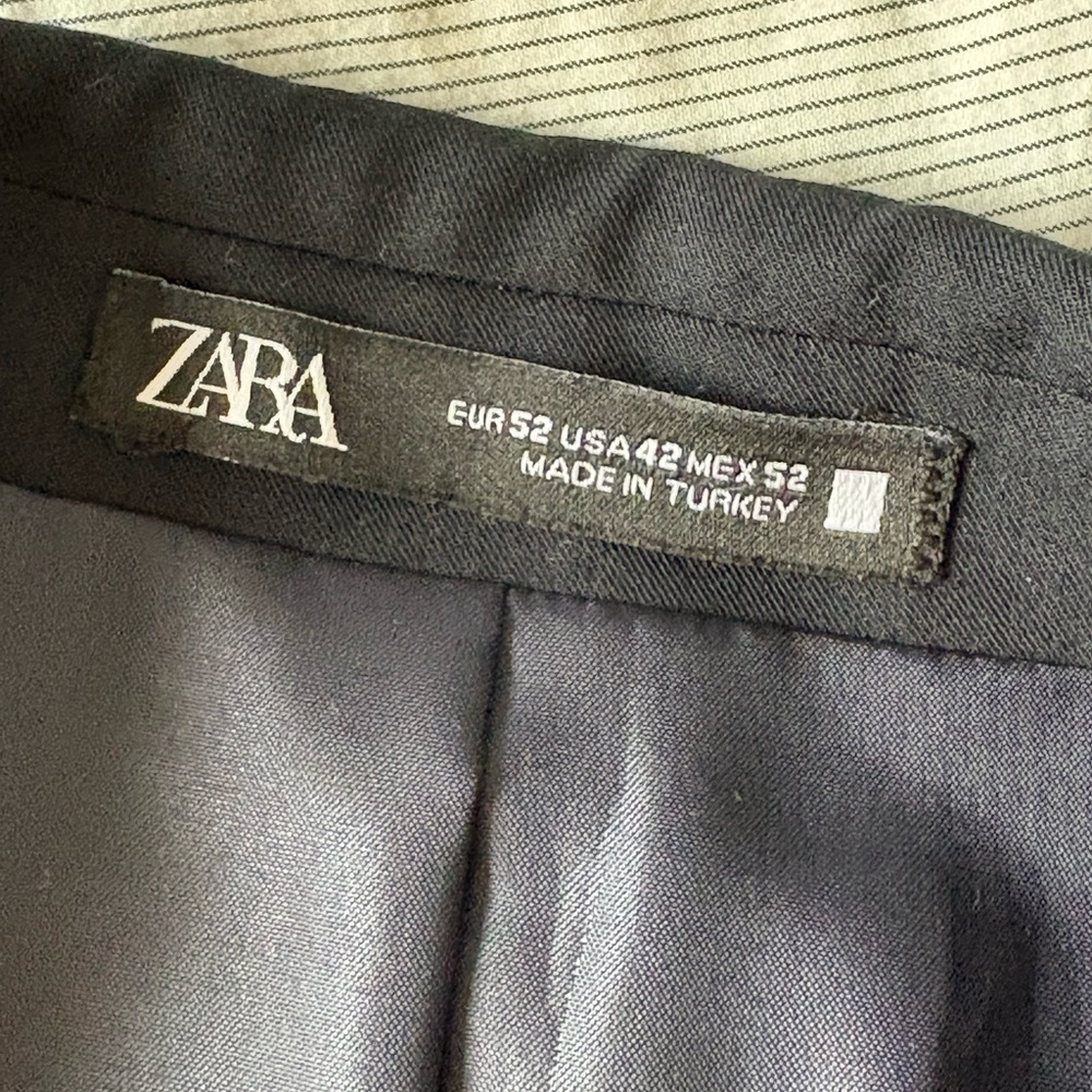 Zara Men's Navy Blazer Size 42R - Picture 4 of 8